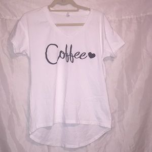 G Supply 💕 v-neck “Coffee 🖤” t-shirt Sz M 💕